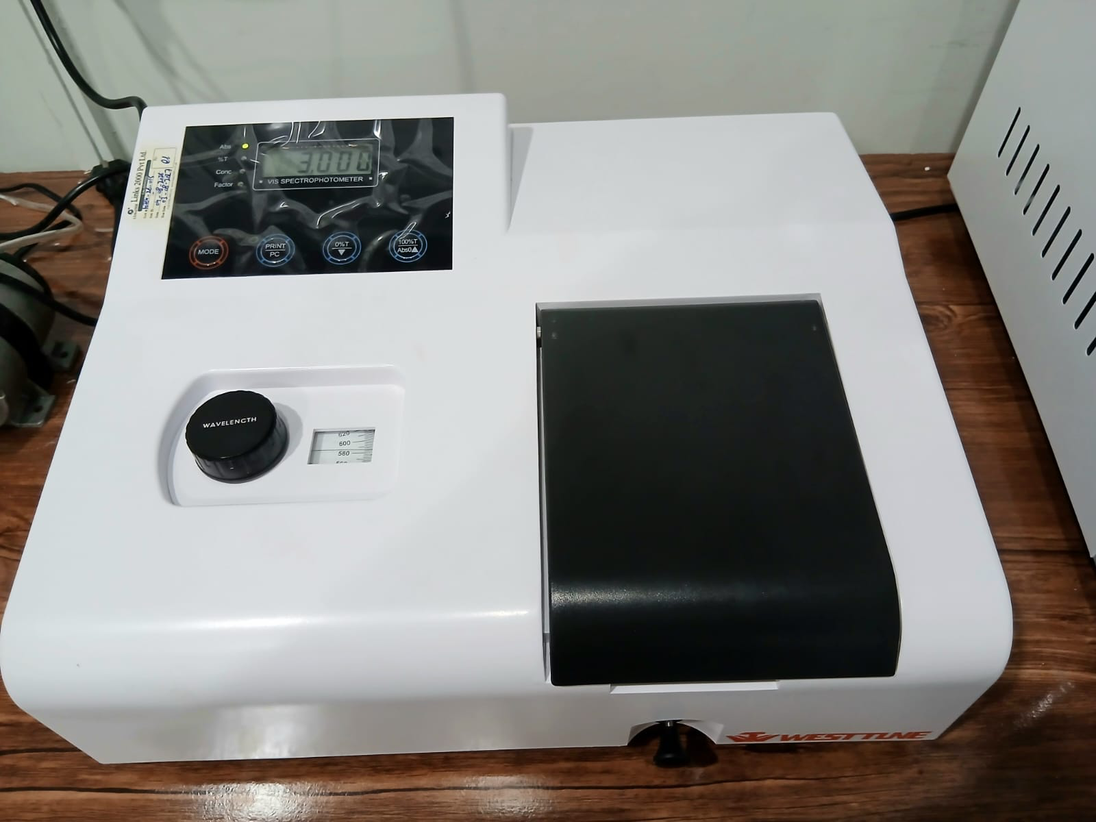 VIS spectrophotometer